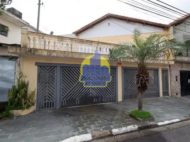 Casa com 205m² 4 quartos e 3 banheiros, à venda, no bairro Bela Vista em Osasco