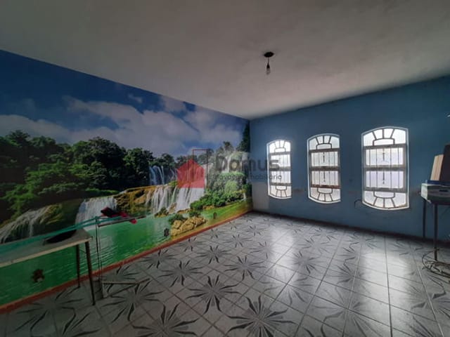 Casa com 250m², à venda, no bairro Residencial e Comercial Cidade Morumbi em Pindamonhangaba