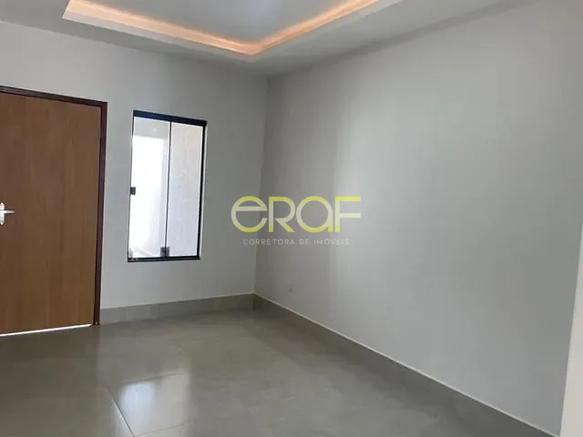 Casa 3 quartos e 2 banheiros, à venda, no bairro Parque da Colina em Formosa