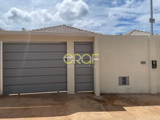 Casa 3 quartos e 2 banheiros, à venda, no bairro Parque da Colina em Formosa