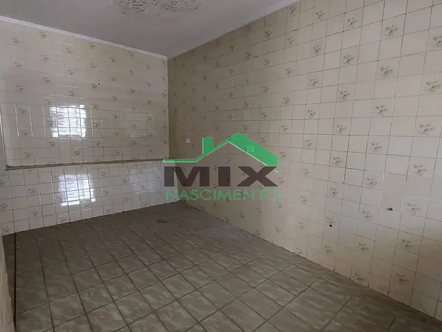 Casa com 50m² 1 quarto e 1 banheiro, para alugar, no bairro Taboão em Diadema