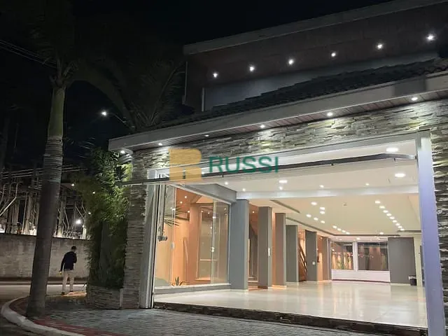 Casa com 365m², à venda, no bairro Residencial de Ville em São José dos Campos