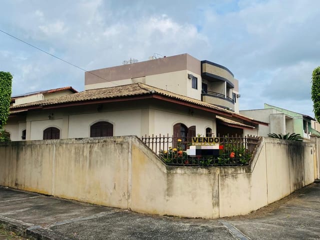 Casa com 470m² 3 quartos e 2 banheiros, à venda, no bairro Alphaville 1 em Campos dos Goytacazes