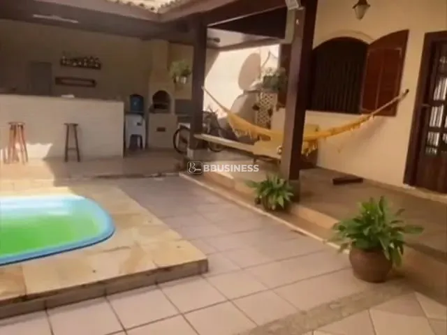 Casa com 470m² 3 quartos e 2 banheiros, à venda, no bairro Alphaville 1 em Campos dos Goytacazes