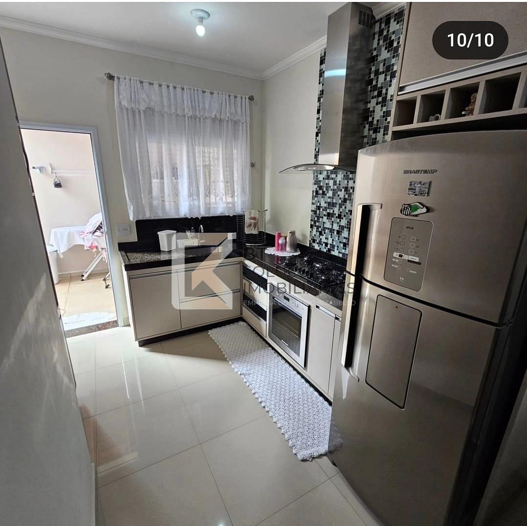 Casa à venda com 2 quartos, 126m² - Foto 4