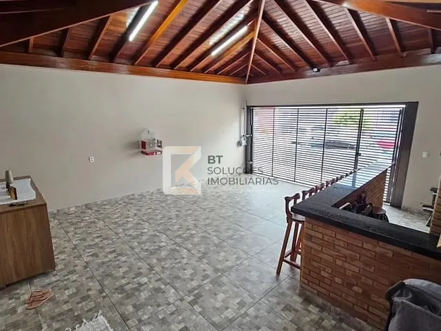 Casa com 130m² 2 quartos e 1 banheiro, à venda, no bairro Jardim Regente em Indaiatuba