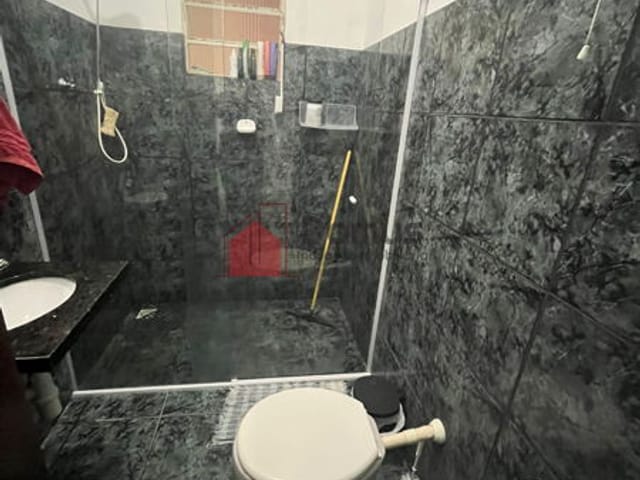 Casa à venda, no bairro Conjunto Residencial Araretama em Pindamonhangaba