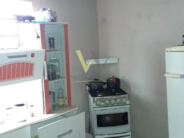 Casa à venda, no bairro Recanto do Sol em Anápolis
