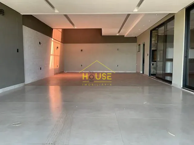 Casa com 252m² 3 quartos e 3 banheiros, à venda, no bairro Jardim Santa Paula em Votuporanga