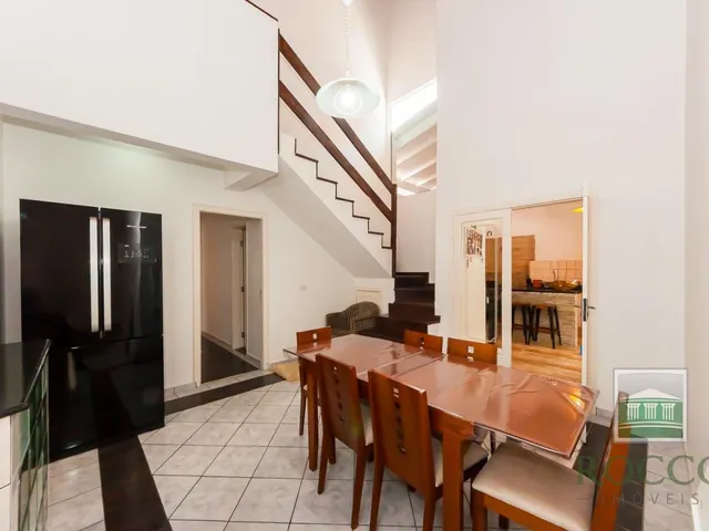 Casa com 264m² 4 quartos e 3 banheiros, à venda, no bairro Abranches em Curitiba