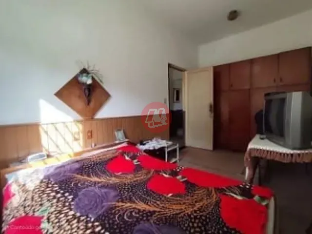 Casa com 466m² 3 quartos e 2 banheiros, à venda ou para alugar, no bairro Menino Deus em Porto Alegre
