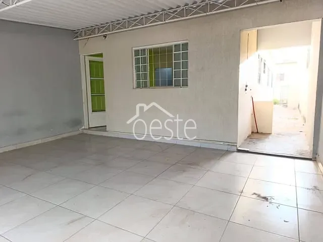 Casa com 125m² 2 quartos e 2 banheiros, para alugar, no bairro Parque Gramado em Americana