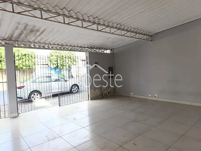 Casa com 125m² 2 quartos e 2 banheiros, para alugar, no bairro Parque Gramado em Americana