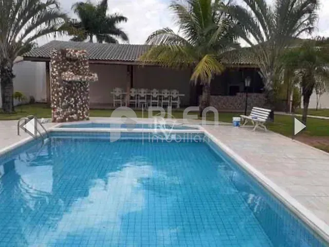 Casa com 1500m² 5 quartos e 7 banheiros, à venda, no bairro Parque Village Castelo em Itu