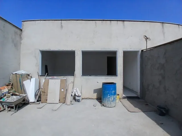 Casa 3 quartos e 4 banheiros, à venda, no bairro Parque Xangri-Lá em Contagem