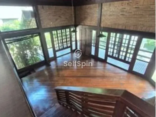 Casa 3 quartos e 5 banheiros, para alugar, no bairro Mata Paca em Niterói