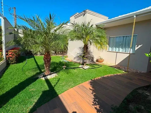 Casa 3 quartos e 4 banheiros, à venda ou para alugar, no bairro Jardim Paraíso II em Sinop
