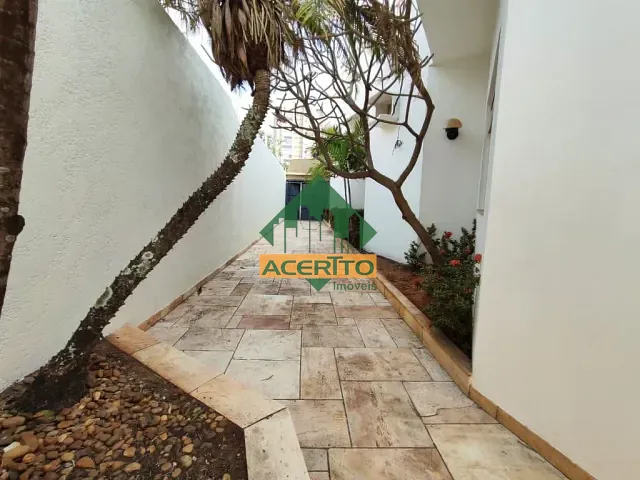 Casa com 480m² 5 quartos e 6 banheiros, para alugar, no bairro Jardim Sumaré em Araçatuba