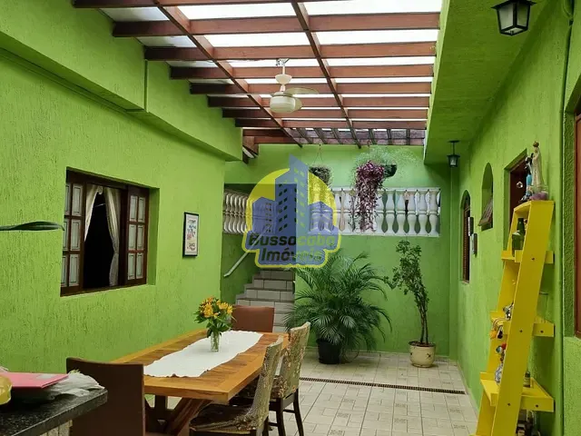 Casa com 250m² 4 quartos e 3 banheiros, à venda, no bairro Bela Vista em Osasco
