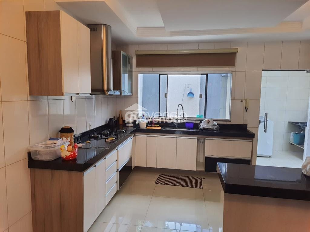 Casa, 3 quartos, 185 m² - Foto 11