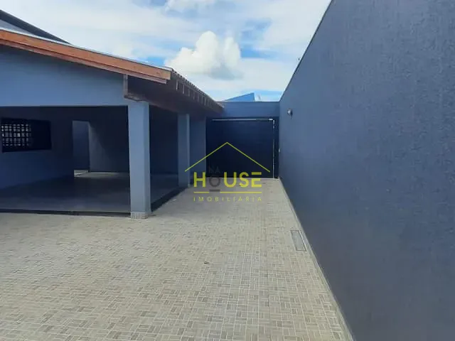 Casa 3 quartos e 3 banheiros, à venda, no bairro Residencial Mundial Golden em Rubinéia