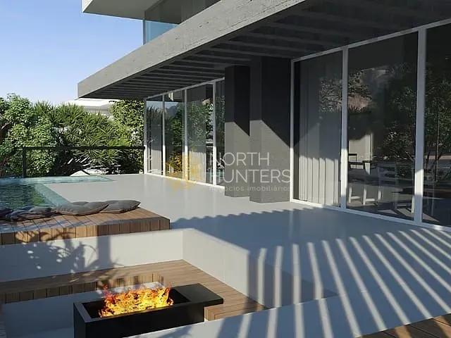 Casa com 600m² 3 quartos e 4 banheiros, à venda, no bairro Cachoeira do Bom Jesus em Florianópolis