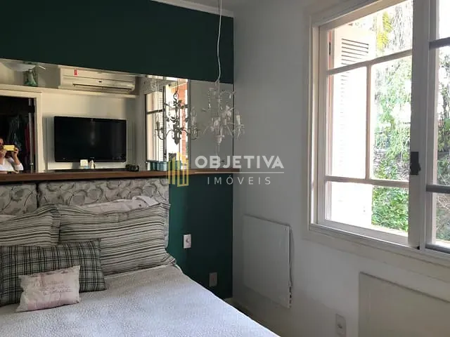 Casa com 197m² 4 quartos e 3 banheiros, à venda, no bairro Três Figueiras em Porto Alegre