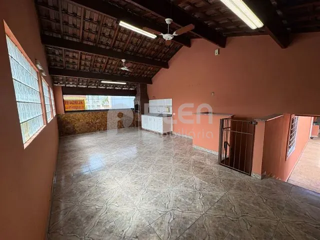 Casa 3 quartos e 3 banheiros, à venda ou para alugar, no bairro Vila Mariana em São Paulo