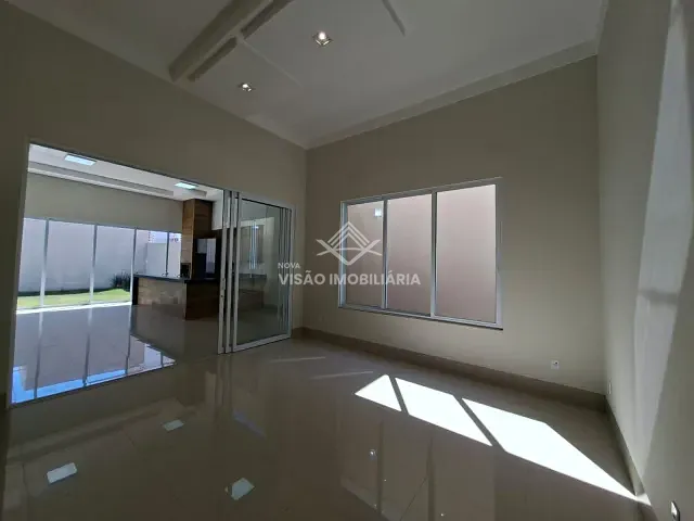 Casa 3 quartos e 1 banheiro, para alugar, no bairro Residencial Bella Suíça em Sinop