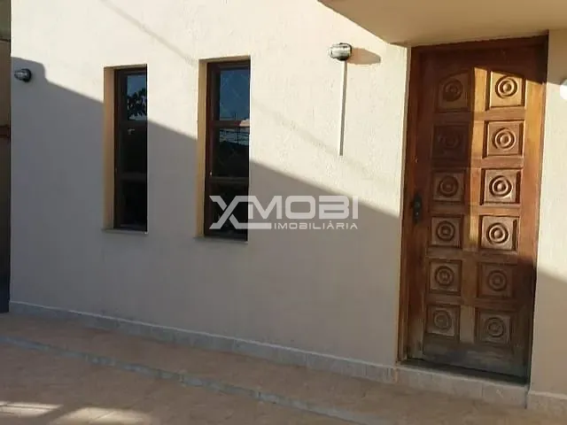 Casa com 250m² 2 quartos e 1 banheiro, à venda, no bairro Parque Residencial Eloy Chaves em Jundiaí
