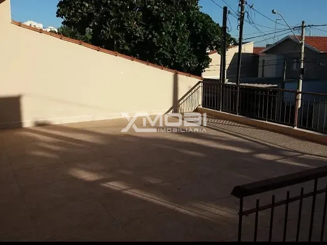 Casa com 250m² 2 quartos e 1 banheiro, à venda, no bairro Parque Residencial Eloy Chaves em Jundiaí