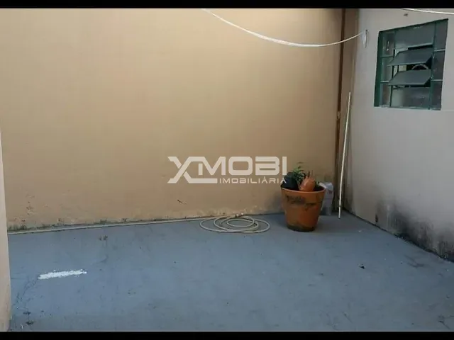 Casa com 250m² 2 quartos e 1 banheiro, à venda, no bairro Parque Residencial Eloy Chaves em Jundiaí