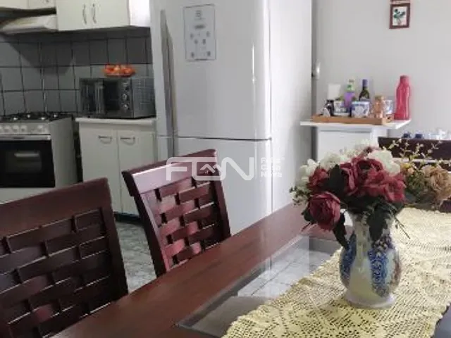 Casa com 150m² 4 quartos e 2 banheiros, à venda, no bairro Alto do Triângulo em Camaçari