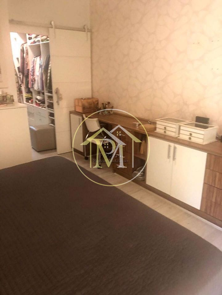 Casa à venda com 3 quartos, 360m² - Foto 8
