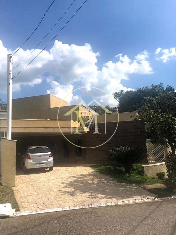 Casa à venda com 3 quartos, 360m² - Foto 1