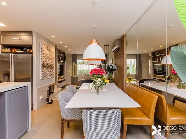 Casa com 120m² 2 quartos e 3 banheiros, à venda, no bairro Vila Nova em Porto Alegre