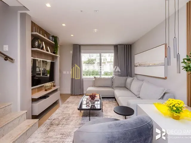 Casa com 120m² 2 quartos e 3 banheiros, à venda, no bairro Vila Nova em Porto Alegre