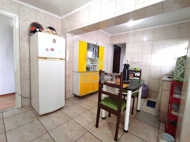 Casa com 250m² 3 quartos e 1 banheiro, à venda, no bairro Jardim Bela Vista em Taubaté
