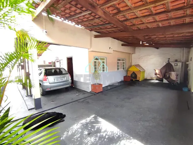 Casa com 250m² 3 quartos e 1 banheiro, à venda, no bairro Jardim Bela Vista em Taubaté
