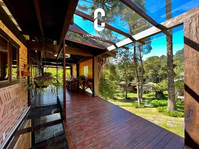 Casa com 5090m² 3 quartos e 3 banheiros, à venda, no bairro Parque Morro Pedra do Fogo em Campos do Jordão