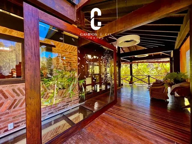 Casa com 5090m² 3 quartos e 3 banheiros, à venda, no bairro Parque Morro Pedra do Fogo em Campos do Jordão
