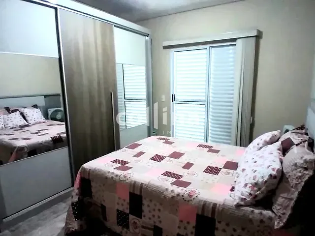 Casa com 87m² 2 quartos e 2 banheiros, à venda, no bairro Vila da Oportunidade em Carapicuíba