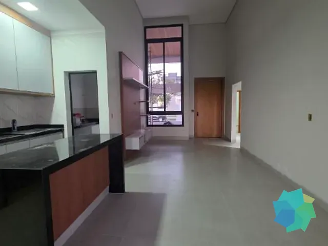 Casa com 300m² 3 quartos e 4 banheiros, à venda, no bairro Residencial Lagos D'Icaraí em Salto