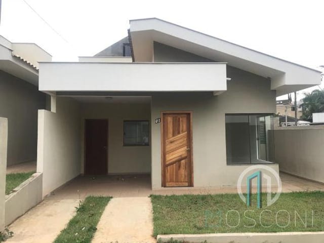 Casa com 126m² 3 quartos e 1 banheiro, à venda, no bairro Centro em Cambé