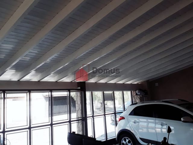 Casa com 250m², à venda, no bairro Vila Rica em Pindamonhangaba