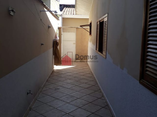 Casa com 250m², à venda, no bairro Vila Rica em Pindamonhangaba