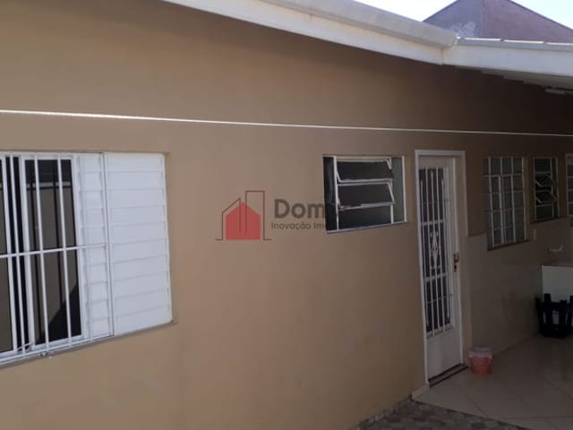 Casa com 250m², à venda, no bairro Vila Rica em Pindamonhangaba