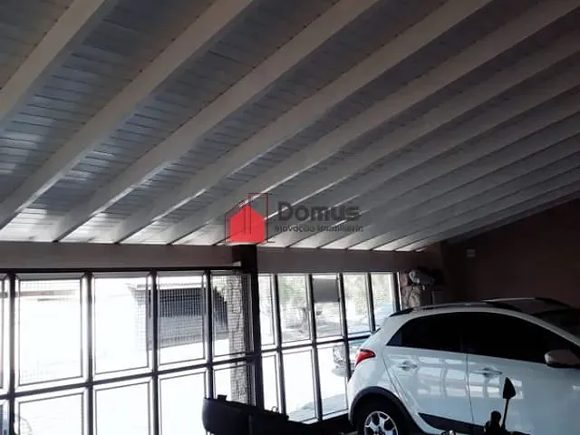 Casa com 250m², à venda, no bairro Vila Rica em Pindamonhangaba