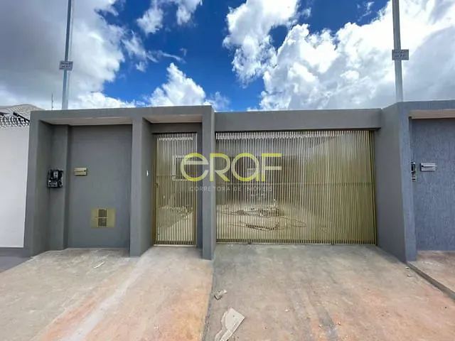 Casa 3 quartos e 2 banheiros, à venda, no bairro Parque da Colina II em Formosa