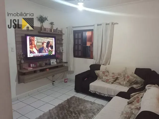 Casa com 140m² 4 quartos e 2 banheiros, à venda, no bairro Borda da Mata em Caçapava